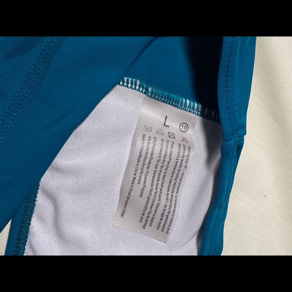 Two piece swimsuit and bottom tie cover-up - Picture 5 of 6